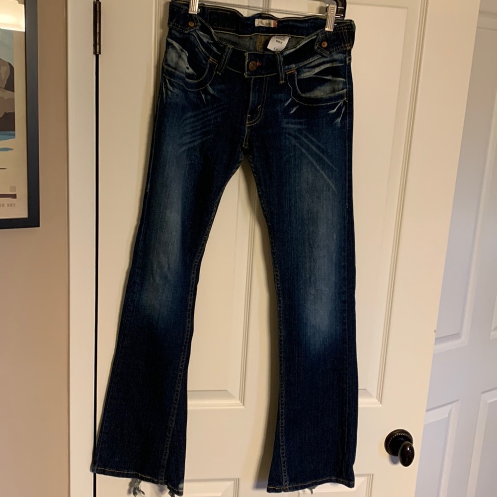 Levi’s Slouch Flare 504